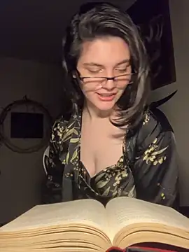 Kora Kat online show from November 2025 08:03:02 AM