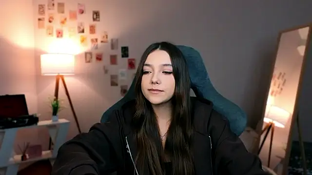 Snapshot of Vexorine chatting on February 2026 07:23:02 PM Vexorine online show from February 2026 07:23:02 PM