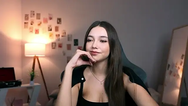 Snapshot of Vexorine chatting on March 2026 07:42:01 PM Vexorine online show from March 2026 07:42:01 PM