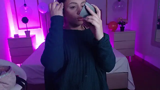 Alice Sinclair  online show from November 2025 12:39:02 PM