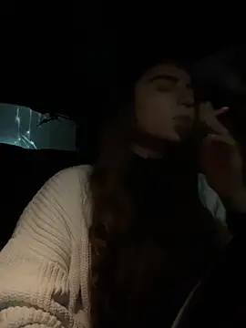 Snapshot of PureEllieX chatting on December 2025 03:45:02 AM PureEllieX online show from December 2025 03:45:02 AM