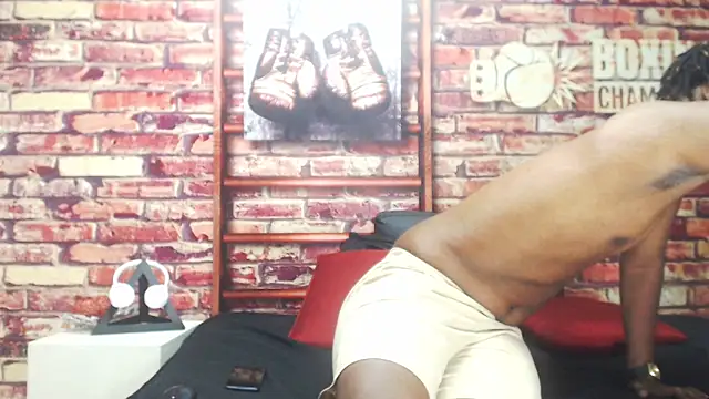 Snapshot of BlackAndAxel chatting on December 2025 10:49:02 PM BlackAndAxel online show from December 2025 10:49:02 PM