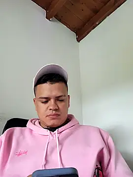 Teo Vanegass online show from November 2025 02:49:02 PM