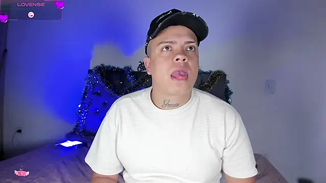 Teo Vanegass online show from November 2025 02:21:02 PM