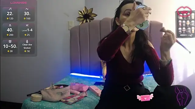 Juliana  lx online show from December 2025 01:17:02 PM