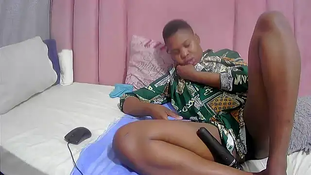 Snapshot of Cherrydollx chatting on February 2026 06:31:02 AM Cherrydollx online show from February 2026 06:31:02 AM