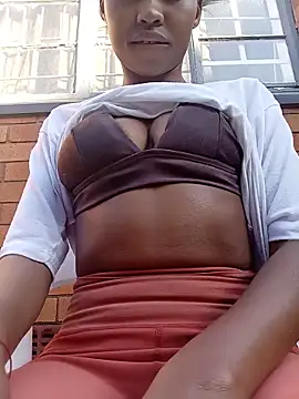 Sweethoneypot25 online show from June 2026 01:46:01 PM