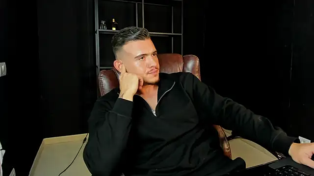 Snapshot of ElijahThorne chatting on April 2026 08:48:01 AM ElijahThorne online show from April 2026 08:48:01 AM