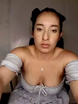 kira-stormm online show from June 2026 09:59:02 AM