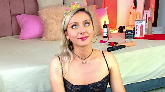 Lunitaa Diva online show from January 2026 04:12:02 PM