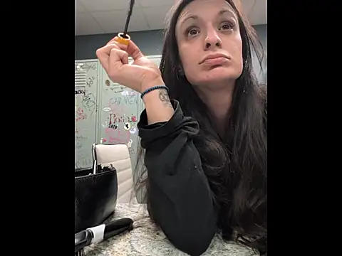 LexiLuxi online show from January 2026 10:22:02 PM