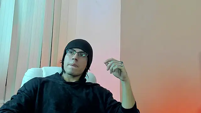 eren jeager online show from May 2026 01:44:01 AM