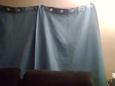 Snapshot of uncuttechslave chatting on November 2025 01:37:01 AM uncuttechslave online show from November 2025 01:37:01 AM