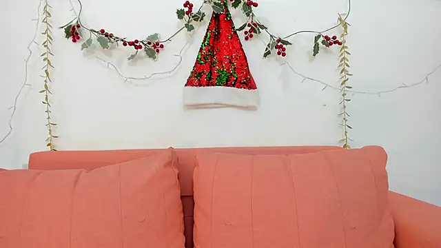 Snapshot of madison_jones_ chatting on November 2025 08:44:01 PM madison jones online show from November 2025 08:44:01 PM