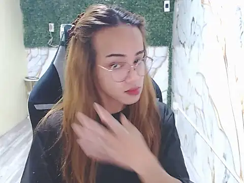 Snapshot of imadriana12 chatting on November 2025 08:36:02 AM imadriana12 online show from November 2025 08:36:02 AM