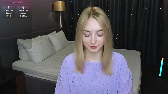 Shy Polly online show from May 2026 12:38:01 AM