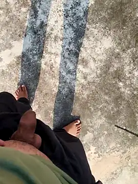 Snapshot of apka_rockstarr chatting on November 2025 03:39:02 AM apka rockstarr online show from November 2025 03:39:02 AM