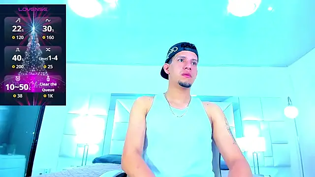 Snapshot of Sebastian_Smith__ chatting on December 2025 11:30:02 AM Sebastian Smith online show from December 2025 11:30:02 AM