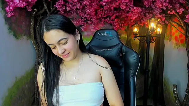 Snapshot of Teasybabe chatting on November 2025 11:10:02 AM Teasybabe online show from November 2025 11:10:02 AM