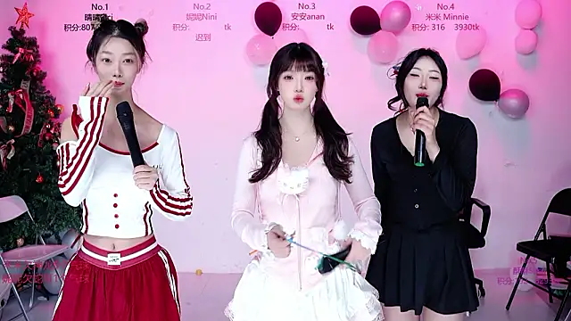 Snapshot of CM---002 chatting on February 2026 01:26:02 AM CM---002 online show from February 2026 01:26:02 AM