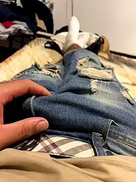 Snapshot of 1Panini21 chatting on December 2025 05:57:01 AM 1Panini21 online show from December 2025 05:57:01 AM