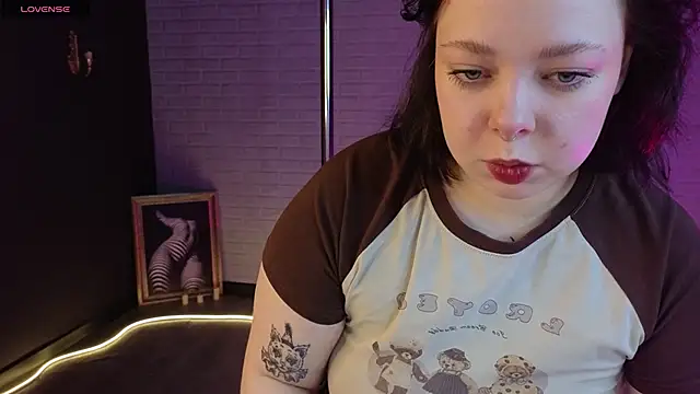 Vlada vv online show from February 2026 06:01:01 AM