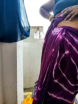 Snapshot of Desicouple1706 chatting on February 2026 05:38:01 AM Desicouple1706 online show from February 2026 05:38:01 AM