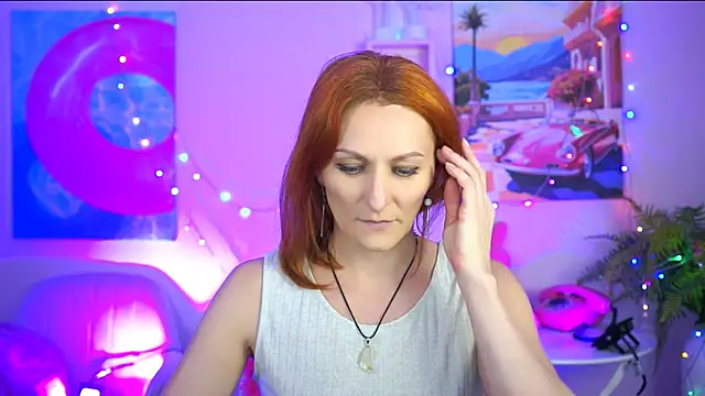 DianaTorrens online show from November 2025 08:29:02 AM