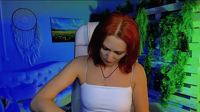 DianaTorrens online show from December 2025 09:36:01 AM