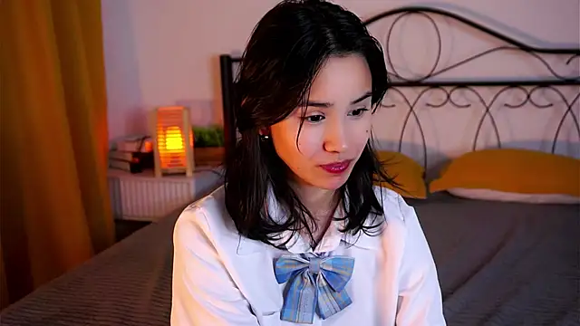 StaciaBratz online show from December 2025 07:07:01 PM