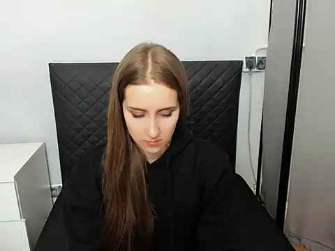 Snapshot of VanessaAmore chatting on February 2026 09:48:02 PM VanessaAmore online show from February 2026 09:48:02 PM