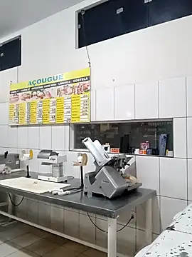 Snapshot of RobertoLuiz84 chatting on December 2025 08:04:01 PM RobertoLuiz84 online show from December 2025 08:04:01 PM