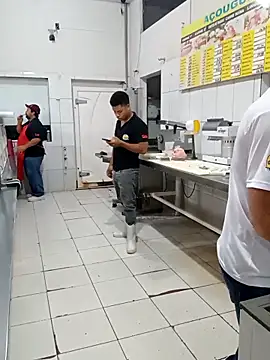 RobertoLuiz84 online show from April 2026 01:03:02 PM
