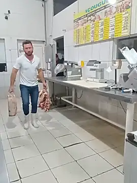 RobertoLuiz84 online show from May 2026 12:54:02 PM