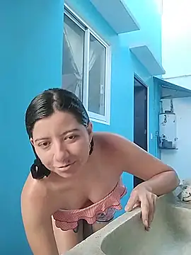 Chaparrita13 online show from July 2026 12:06:01 AM