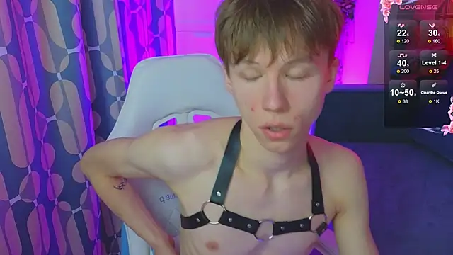 cuMte boy online show from April 2026 02:07:02 AM
