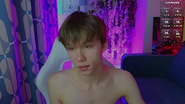 cuMte boy online show from June 2026 01:17:02 AM