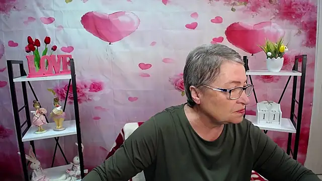 OlgaLuck online show from May 2026 05:13:01 AM
