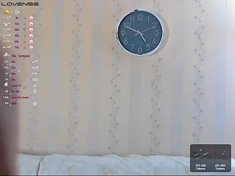 LustfulSarah online show from October 2025 01:52:01 PM