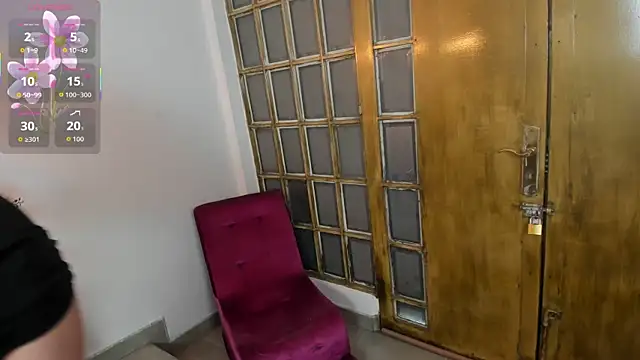 Mysterius Woman online show from November 2025 01:13:01 PM