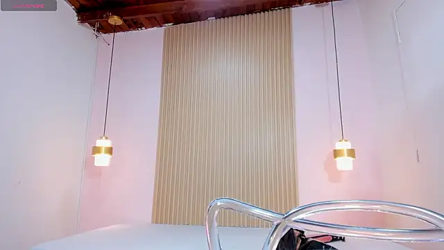 Izelevans online show from March 2026 02:01:02 PM