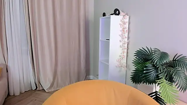 Snapshot of BetteSelbe chatting on March 2026 02:04:02 AM BetteSelbe online show from March 2026 02:04:02 AM