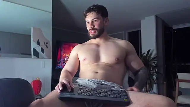 Snapshot of Valenthino_Salvatore chatting on April 2026 04:46:01 AM Valenthino Salvatore online show from April 2026 04:46:01 AM