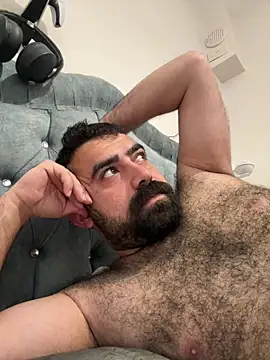 Ali2413 online show from May 2026 03:52:02 PM