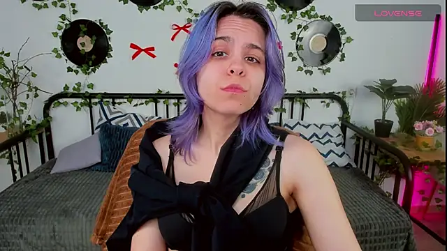 LiraBelle online show from April 2026 03:13:02 AM