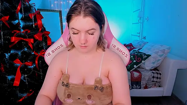 Snapshot of lovelyy_julia chatting on January 2026 06:51:02 AM lovelyy julia online show from January 2026 06:51:02 AM