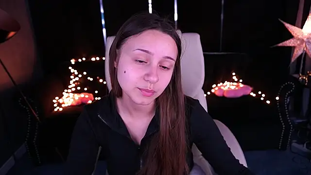 TinyNatalie online show from May 2026 06:51:02 AM