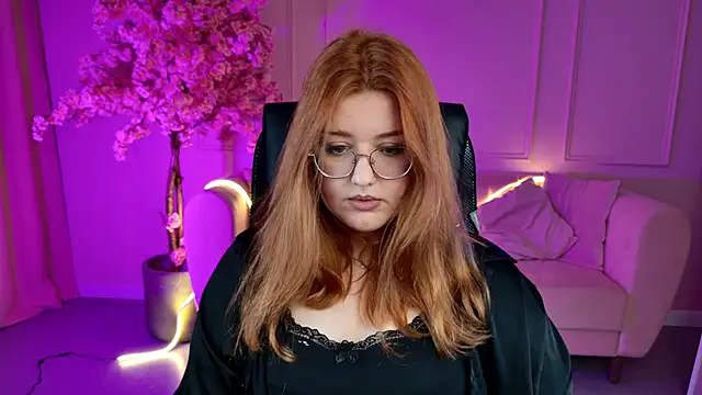 Snapshot of StaceyJensen chatting on November 2025 05:29:02 AM StaceyJensen online show from November 2025 05:29:02 AM