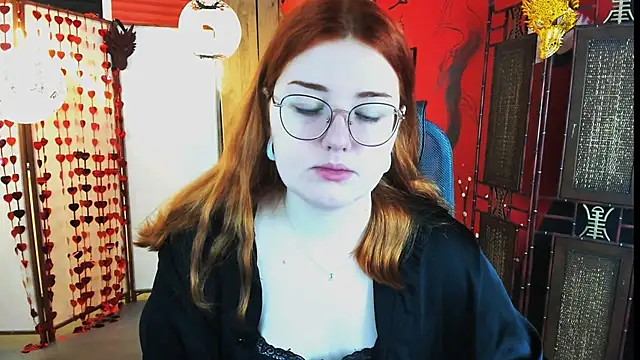 Snapshot of StaceyJensen chatting on February 2026 06:13:01 AM StaceyJensen online show from February 2026 06:13:01 AM