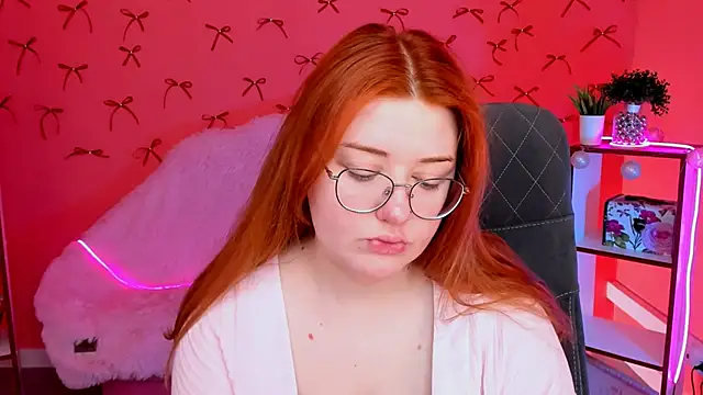 Snapshot of StaceyJensen chatting on March 2026 10:07:01 AM StaceyJensen online show from March 2026 10:07:01 AM